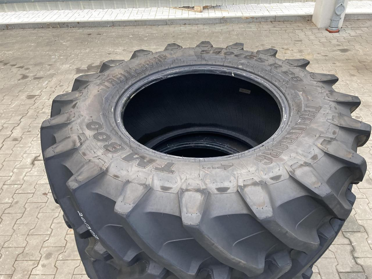Trelleborg 540/65R28 - צמיג עבור מכונה חקלאית: תמונה 2 Trelleborg 540/65R28 - צמיג עבור מכונה חקלאית: תמונה 2