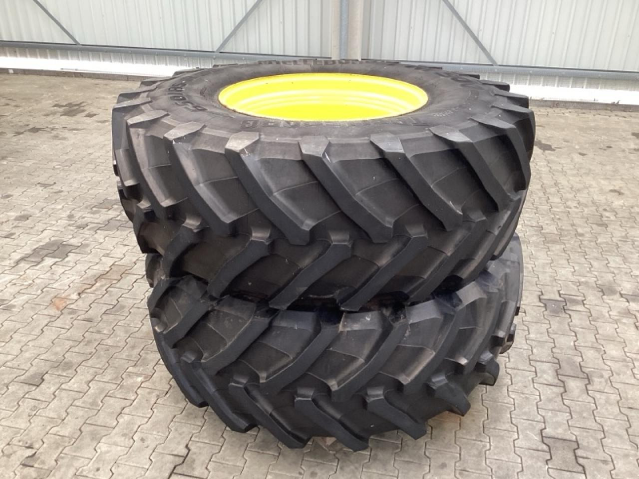 Trelleborg 650/85R38 - צמיג עבור מכונה חקלאית: תמונה 1 Trelleborg 650/85R38 - צמיג עבור מכונה חקלאית: תמונה 1
