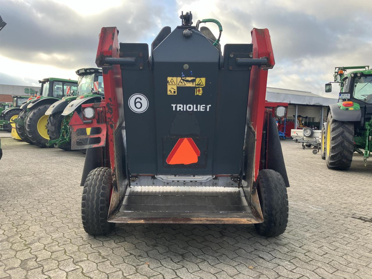 Trioliet Gigant 700 - עגלת מערבל מספוא: תמונה 4 Trioliet Gigant 700 - עגלת מערבל מספוא: תמונה 4