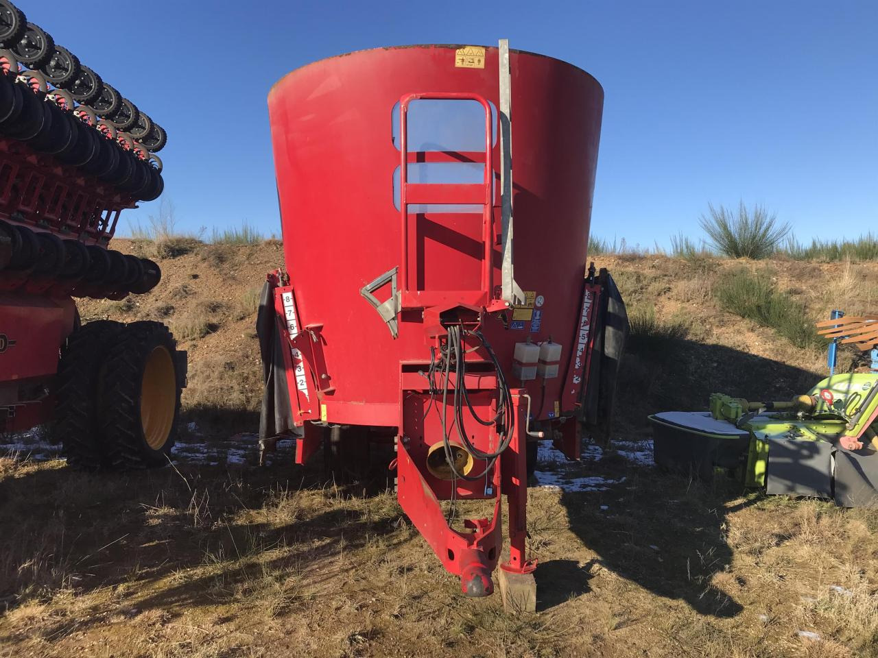 Trioliet Solomix 2 / 2400 ZK - עגלת מערבל מספוא: תמונה 4 Trioliet Solomix 2 / 2400 ZK - עגלת מערבל מספוא: תמונה 4