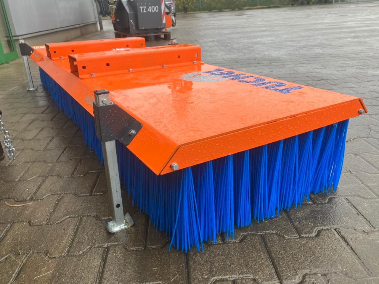 Tuchel Solo 250 - מטאטא: תמונה 4 Tuchel Solo 250 - מטאטא: תמונה 4