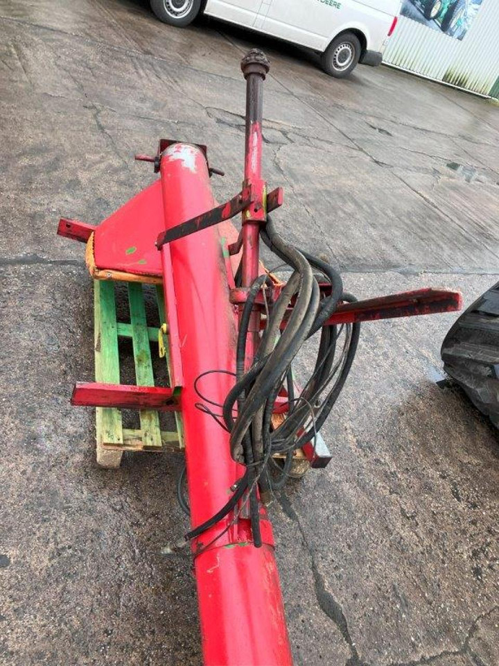 UNBEKANNT mit Trichter - מסיר פסולת/ קרון נגרר חקלאי: תמונה 4 UNBEKANNT mit Trichter - מסיר פסולת/ קרון נגרר חקלאי: תמונה 4