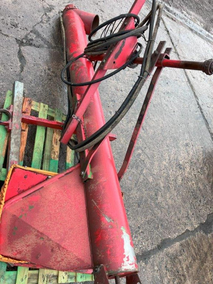 UNBEKANNT mit Trichter - מסיר פסולת/ קרון נגרר חקלאי: תמונה 1 UNBEKANNT mit Trichter - מסיר פסולת/ קרון נגרר חקלאי: תמונה 1