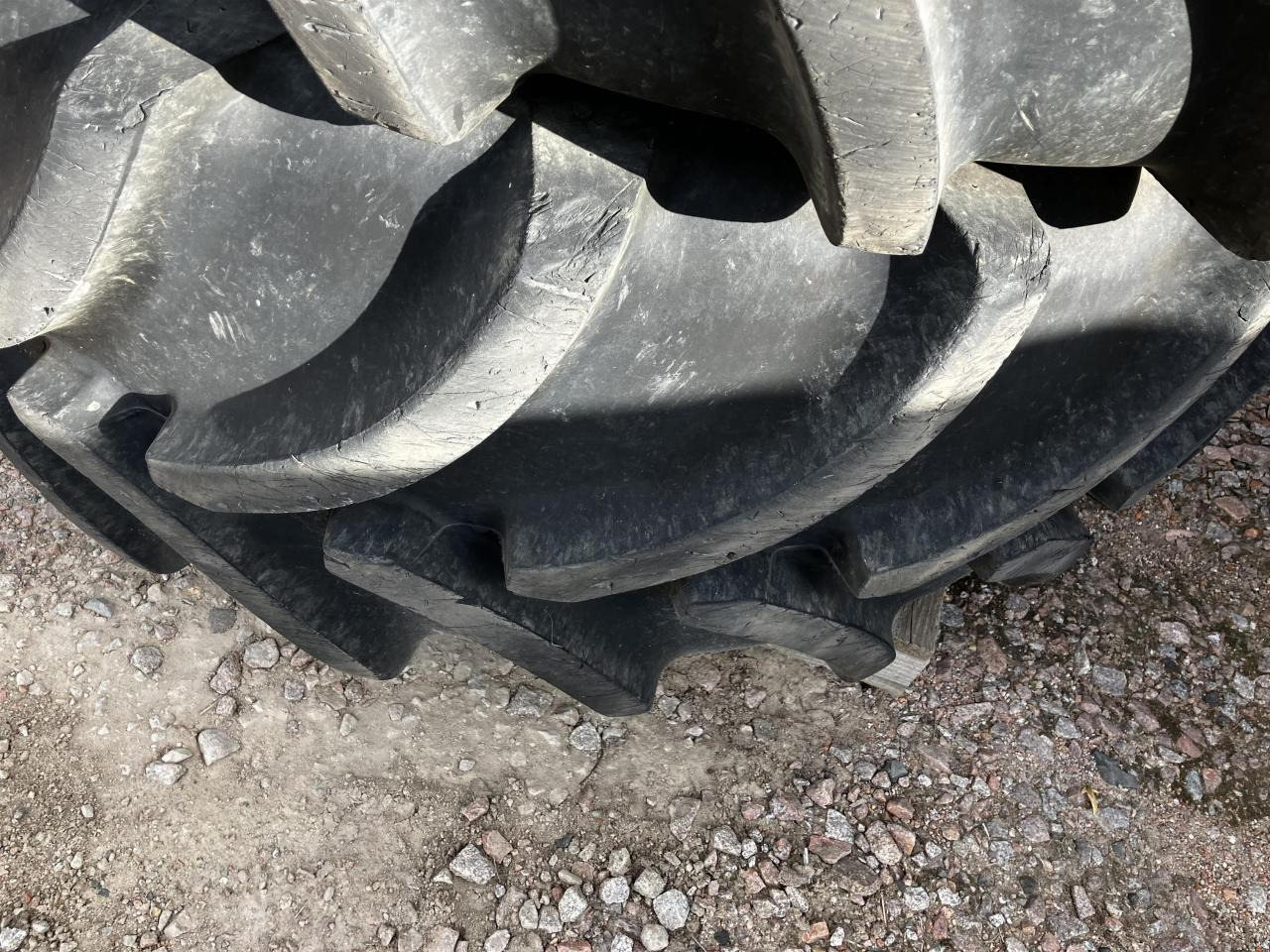 Vredestein 600/70R30 - צמיג עבור מכונה חקלאית: תמונה 2 Vredestein 600/70R30 - צמיג עבור מכונה חקלאית: תמונה 2