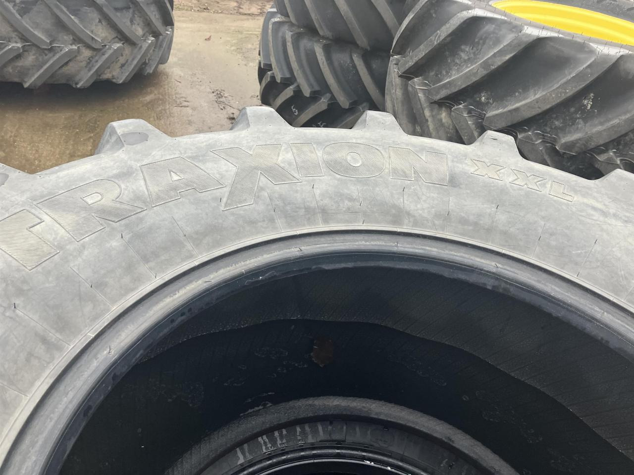 Vredestein 600/70R30 - צמיג עבור מכונה חקלאית: תמונה 3 Vredestein 600/70R30 - צמיג עבור מכונה חקלאית: תמונה 3
