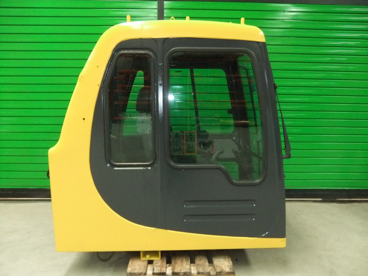Cab EROPS KOMATSU PC340-6 - תא עבור מכונת בנייה: תמונה 1 Cab EROPS KOMATSU PC340-6 - תא עבור מכונת בנייה: תמונה 1