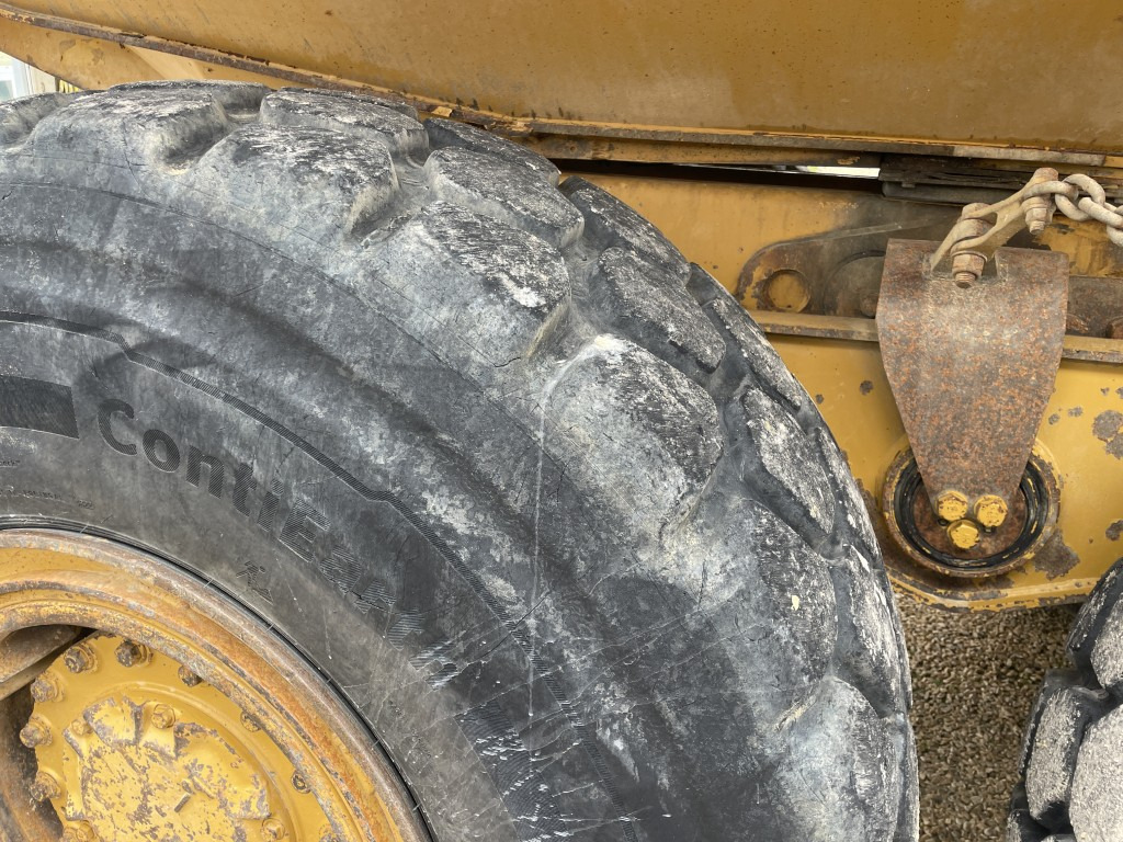 מסיר פסולת מפרקי CAT 730: תמונה 11