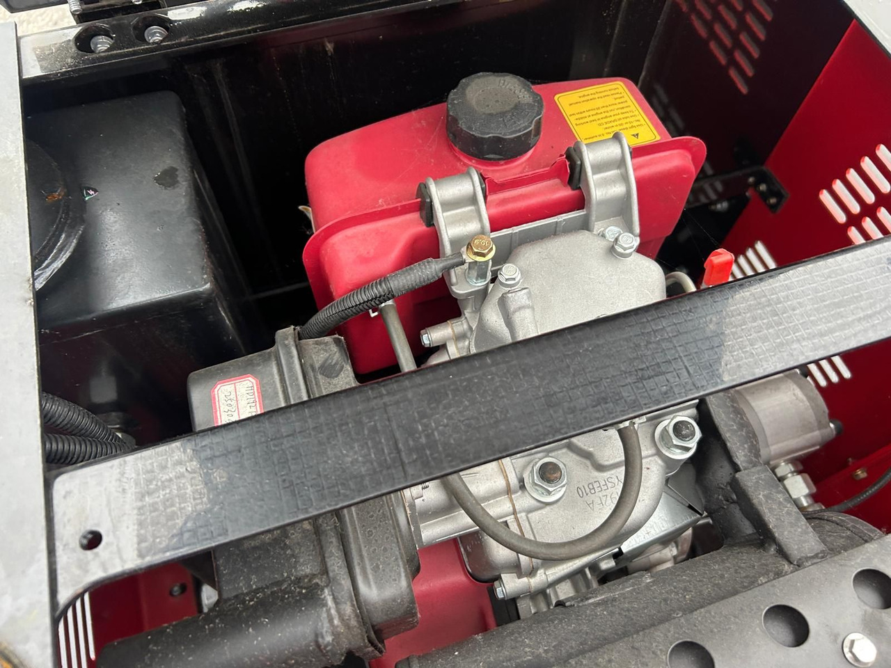 Minibagger JPC HT12 - מיני מחפר: תמונה 5 Minibagger JPC HT12 - מיני מחפר: תמונה 5