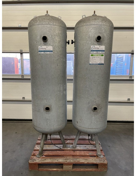 Atlas-Copco 500 Liter Gegalvaniseerde Verticale luchtketel 11 Bar (1 stuks) - מדחס אוויר: תמונה 2 Atlas-Copco 500 Liter Gegalvaniseerde Verticale luchtketel 11 Bar (1 stuks) - מדחס אוויר: תמונה 2