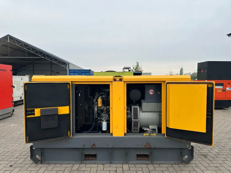 Atlas-Copco QAS 100 Perkins Leroy Somer 100 kVA Silent Rental generatorset - ערכת גנרטורים: תמונה 3 Atlas-Copco QAS 100 Perkins Leroy Somer 100 kVA Silent Rental generatorset - ערכת גנרטורים: תמונה 3