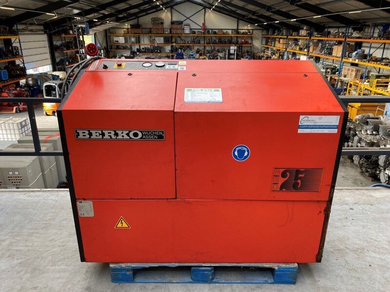 BERKO BSD 25 18.5 kW 2400 L / min 8 Bar Silent Elektrische Schroefcompressor - מדחס אוויר: תמונה 1 BERKO BSD 25 18.5 kW 2400 L / min 8 Bar Silent Elektrische Schroefcompressor - מדחס אוויר: תמונה 1