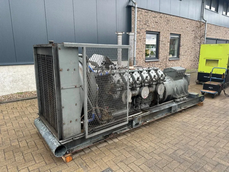 Baudouin Leroy Somer 300 kVA noodstroom generatorset ex Emergency - ערכת גנרטורים: תמונה 2 Baudouin Leroy Somer 300 kVA noodstroom generatorset ex Emergency - ערכת גנרטורים: תמונה 2