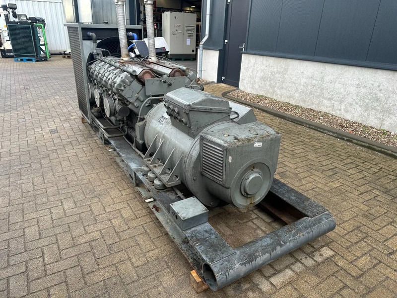Baudouin Leroy Somer 300 kVA noodstroom generatorset ex Emergency - ערכת גנרטורים: תמונה 5 Baudouin Leroy Somer 300 kVA noodstroom generatorset ex Emergency - ערכת גנרטורים: תמונה 5