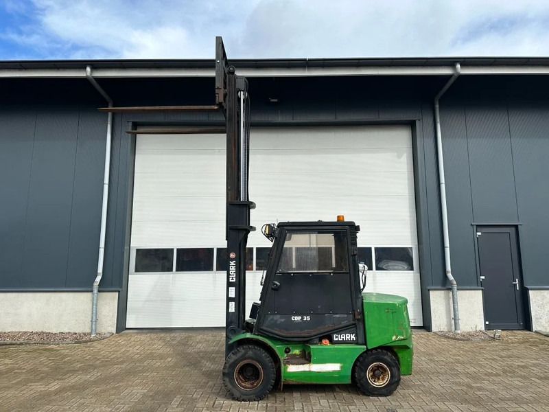 Clark CDP 35 Perkins 3.5 ton Duplex Sideshift Positioner Diesel Heftruck - מלגזת סולר: תמונה 3 Clark CDP 35 Perkins 3.5 ton Duplex Sideshift Positioner Diesel Heftruck - מלגזת סולר: תמונה 3