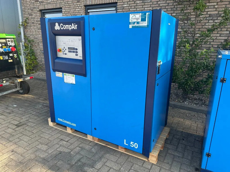 Compair L50 - 10A 45 kW 7.55 m3 / min 10 Bar Elektrische Schroefcompressor - מדחס אוויר: תמונה 4 Compair L50 - 10A 45 kW 7.55 m3 / min 10 Bar Elektrische Schroefcompressor - מדחס אוויר: תמונה 4