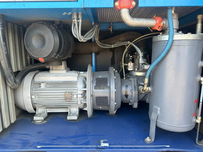 Compair L50 - 10A 45 kW 7.55 m3 / min 10 Bar Elektrische Schroefcompressor - מדחס אוויר: תמונה 3 Compair L50 - 10A 45 kW 7.55 m3 / min 10 Bar Elektrische Schroefcompressor - מדחס אוויר: תמונה 3