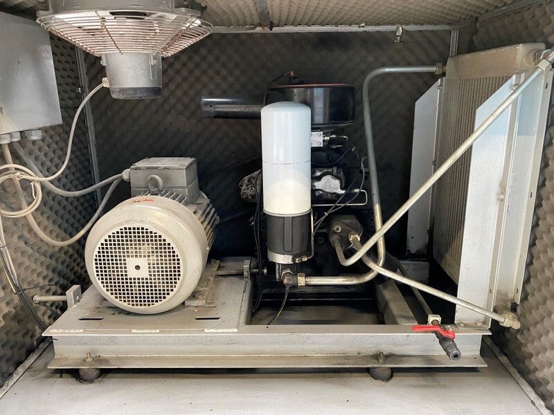 Creemers RCN 18.5-100 18.5 kW 2590 L / min 10 Bar Silent Elektrische Schroefcompressor - מדחס אוויר: תמונה 4 Creemers RCN 18.5-100 18.5 kW 2590 L / min 10 Bar Silent Elektrische Schroefcompressor - מדחס אוויר: תמונה 4
