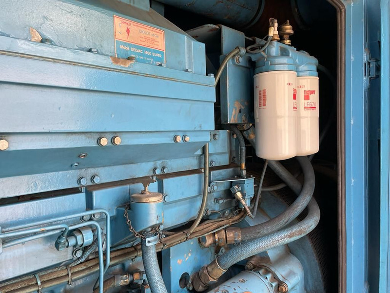ערכת גנרטורים Cummins KTTA 19 G Leroy Somer 450 kVA Supersilent Mobiele generatorset op aanhanger: תמונה 10