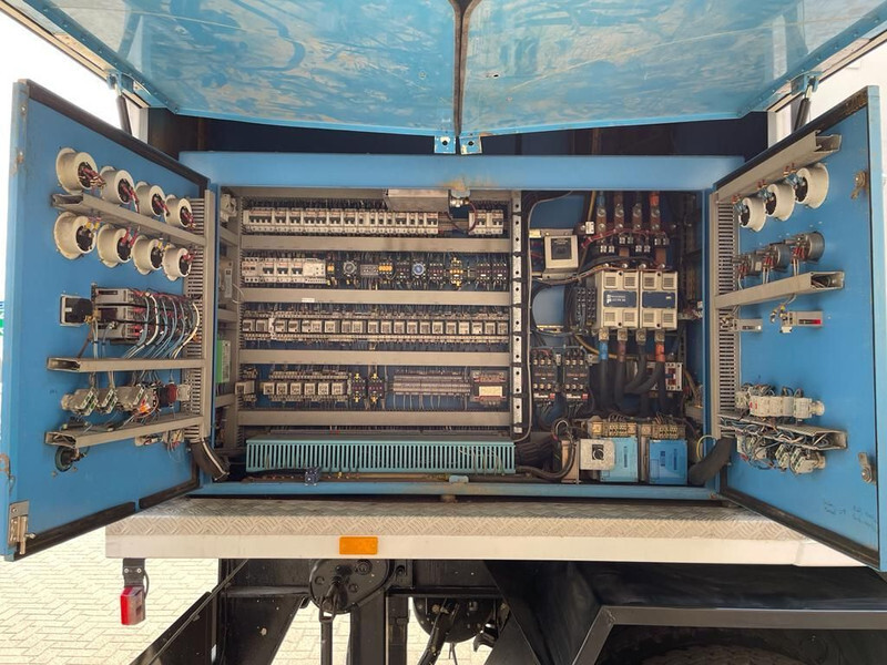 ערכת גנרטורים Cummins KTTA 19 G Leroy Somer 450 kVA Supersilent Mobiele generatorset op aanhanger: תמונה 12