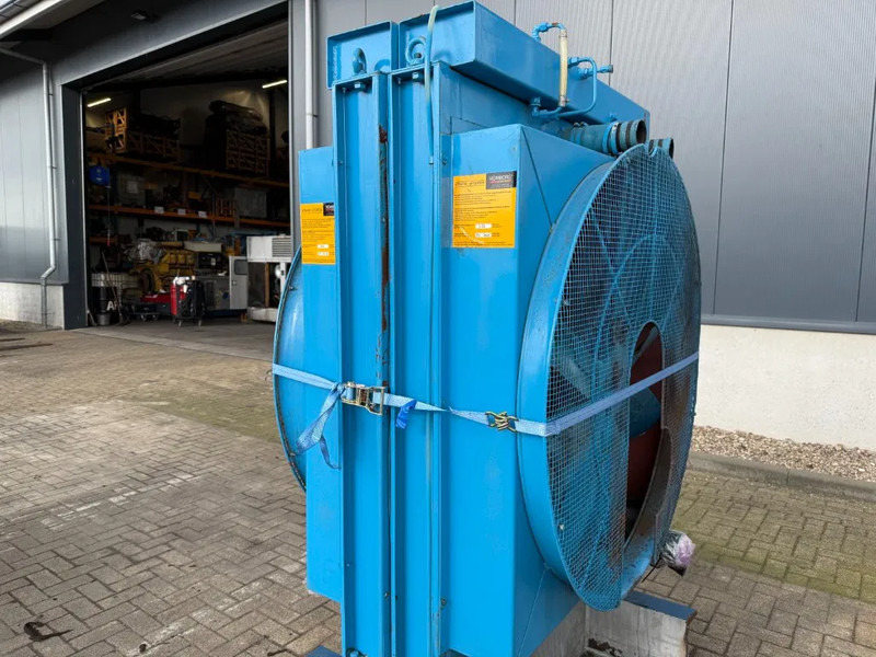 מנוע עבור ציוד לטיפול בחומרים Cummins KTTA 19 G Radiateur Koeler Radiator 700 PK: תמונה 7