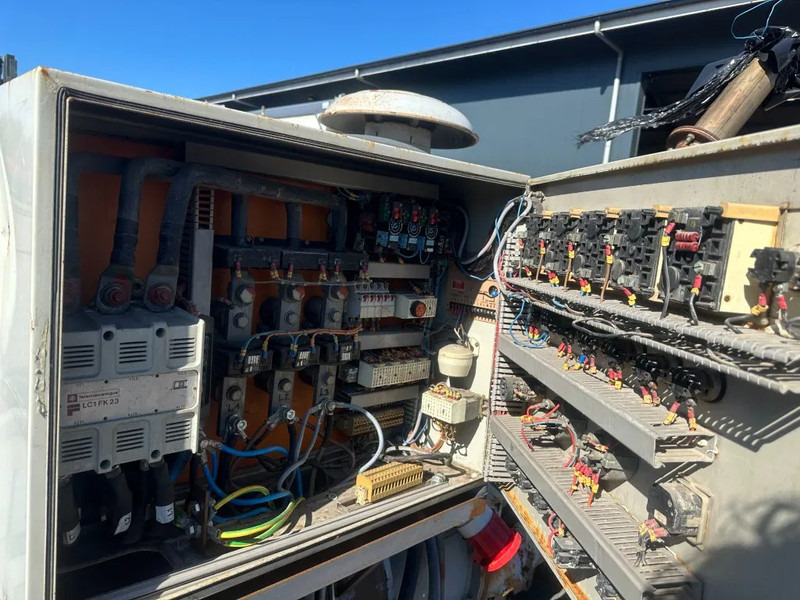 ערכת גנרטורים Cummins NTA 855 G Bobinindus 250 kVA generatorset: תמונה 12
