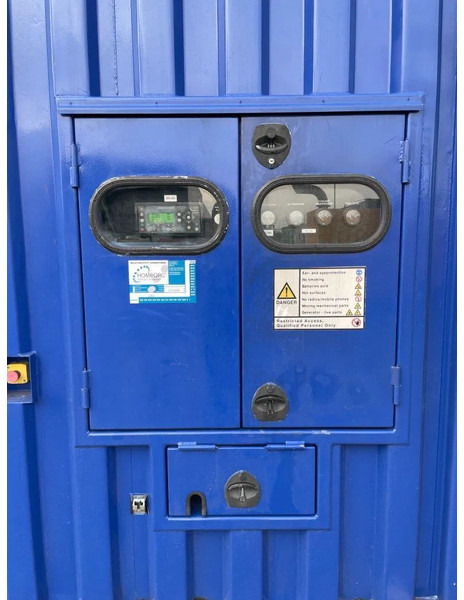 Cummins QSK45-G4 Stamford 1600 kVA 20FT container genset - ערכת גנרטורים: תמונה 4 Cummins QSK45-G4 Stamford 1600 kVA 20FT container genset - ערכת גנרטורים: תמונה 4