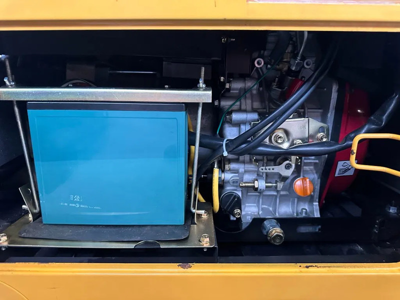 Diesel Diesel Generator UK-9500 5.5 kW 230 en 400 Volt Silent Diesel generator New ! - ערכת גנרטורים: תמונה 5 Diesel Diesel Generator UK-9500 5.5 kW 230 en 400 Volt Silent Diesel generator New ! - ערכת גנרטורים: תמונה 5