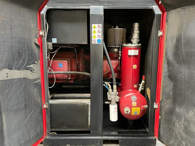 Ecoair D102 Elektrische Schroefcompressor 75 kW 10.000 L / min 8 Bar - מדחס אוויר: תמונה 3 Ecoair D102 Elektrische Schroefcompressor 75 kW 10.000 L / min 8 Bar - מדחס אוויר: תמונה 3