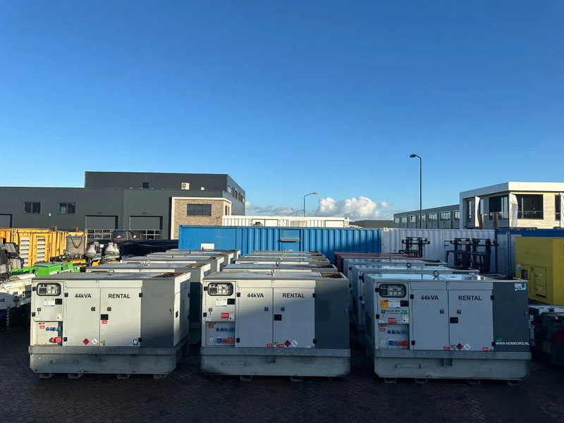 ערכת גנרטורים Europower EPUS44TDE Kubota Leroy Somer 44 kVA Supersilent Rental generatorset: תמונה 7