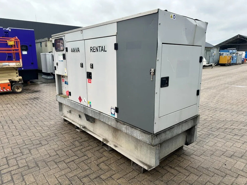 Europower EPUS44TDE Kubota leroy Somer 44 kVA Supersilent Rental generatorset - ערכת גנרטורים: תמונה 1 Europower EPUS44TDE Kubota leroy Somer 44 kVA Supersilent Rental generatorset - ערכת גנרטורים: תמונה 1