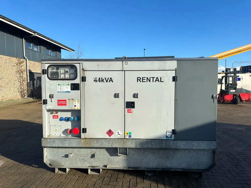 Europower EPUS44TDE Kubota leroy Somer 44 kVA Supersilent Rental generatorset - ערכת גנרטורים: תמונה 1 Europower EPUS44TDE Kubota leroy Somer 44 kVA Supersilent Rental generatorset - ערכת גנרטורים: תמונה 1