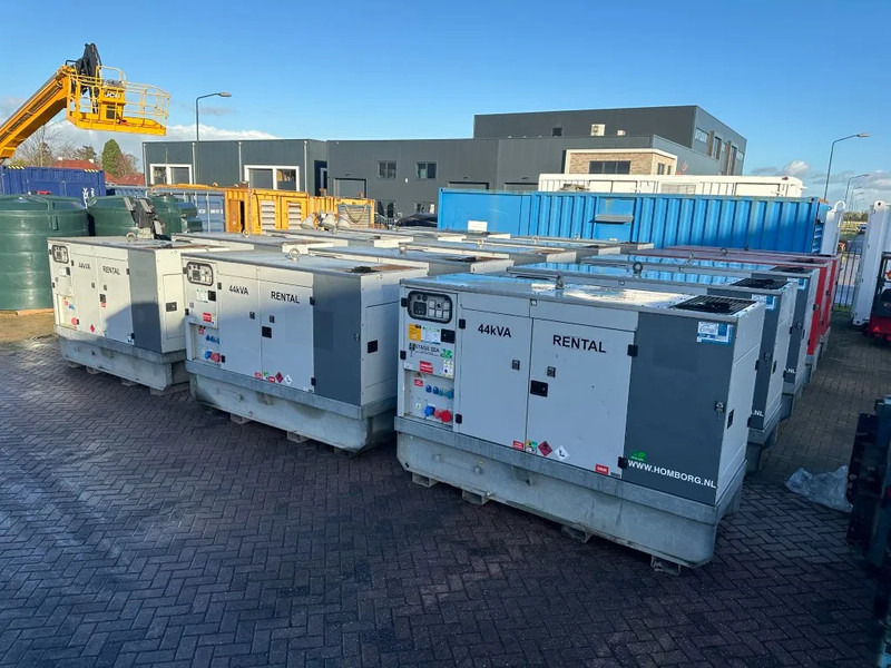Europower EPUS44TDE Kubota leroy Somer 44 kVA Supersilent Rental generatorset - ערכת גנרטורים: תמונה 5 Europower EPUS44TDE Kubota leroy Somer 44 kVA Supersilent Rental generatorset - ערכת גנרטורים: תמונה 5