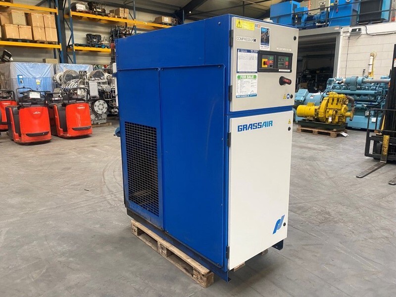 Grassair S218.10 Elektrische 75 kW 10.000 L / min Silent Schroefcompressor - מדחס אוויר: תמונה 1 Grassair S218.10 Elektrische 75 kW 10.000 L / min Silent Schroefcompressor - מדחס אוויר: תמונה 1