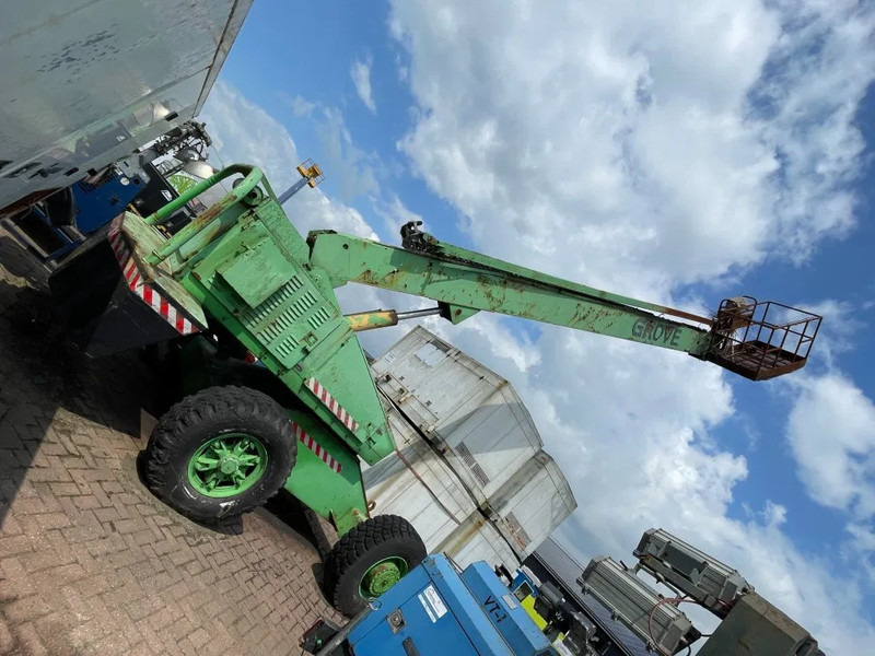 Grove MZ90 Deutz F3L912 Diesel 4 x 4 Telescoophoogwerker 27.6 meter werkhoogte - מוט טלסקופי: תמונה 3 Grove MZ90 Deutz F3L912 Diesel 4 x 4 Telescoophoogwerker 27.6 meter werkhoogte - מוט טלסקופי: תמונה 3