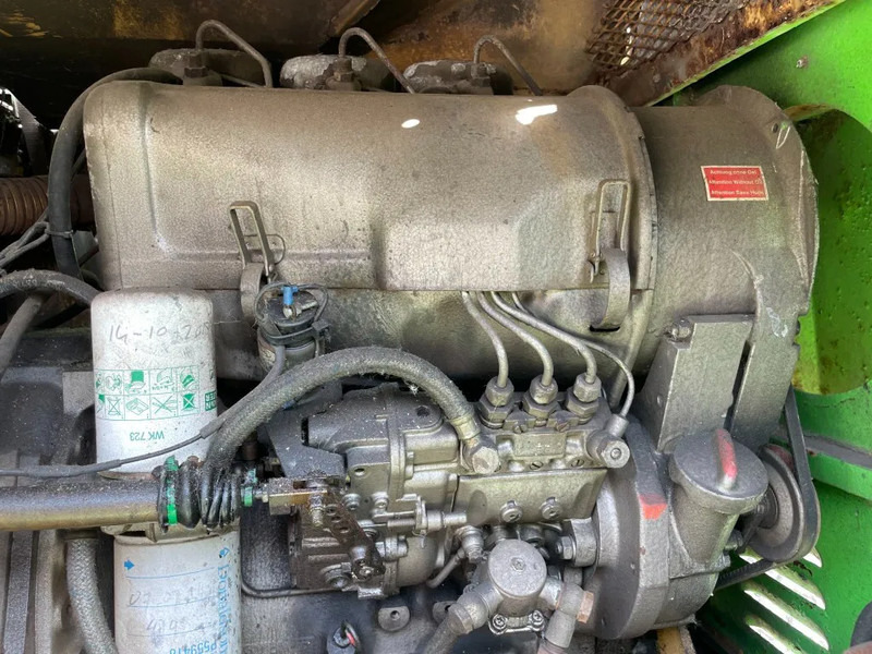 Grove MZ90 Deutz F3L912 Diesel 4 x 4 Telescoophoogwerker 27.6 meter werkhoogte - מוט טלסקופי: תמונה 5 Grove MZ90 Deutz F3L912 Diesel 4 x 4 Telescoophoogwerker 27.6 meter werkhoogte - מוט טלסקופי: תמונה 5