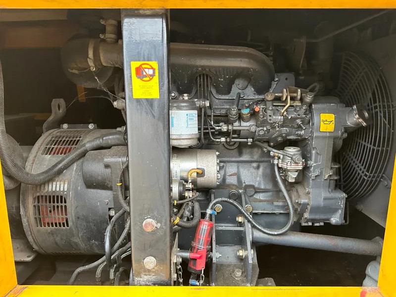Himoinsa Iveco Stamford 40 kVA Silent generatorset - ערכת גנרטורים: תמונה 4 Himoinsa Iveco Stamford 40 kVA Silent generatorset - ערכת גנרטורים: תמונה 4