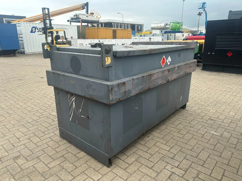 IBC Steenbergen Kiwa IBC 2000 liter dieseltank Milieutank - מכולת משלוח: תמונה 1 IBC Steenbergen Kiwa IBC 2000 liter dieseltank Milieutank - מכולת משלוח: תמונה 1