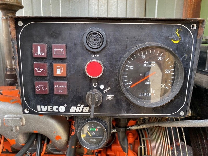 משאבת מים Iveco 8061 I 25.00 Waterpomp Caprari 144 m3 / h 12 Bar Mobiele Beregenings pompset: תמונה 6