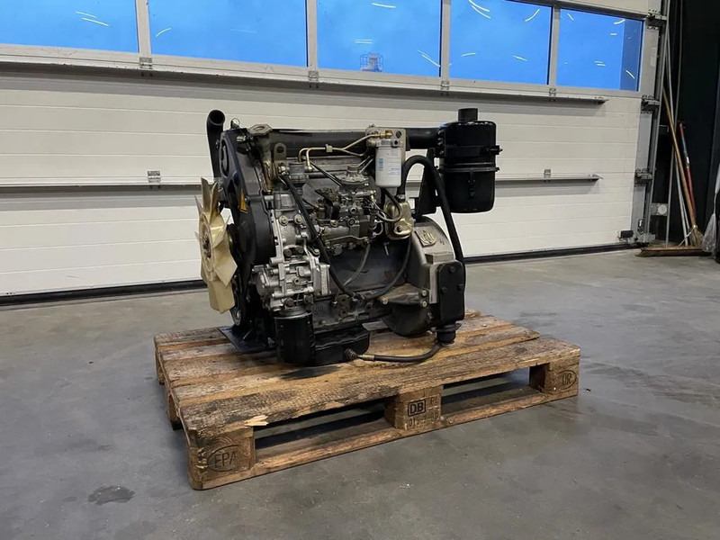 Iveco 8141 Diesel Motor 4 cilinder 53 kW / 74 PK Diesel Engine - מנוע עבור ציוד לטיפול בחומרים: תמונה 1 Iveco 8141 Diesel Motor 4 cilinder 53 kW / 74 PK Diesel Engine - מנוע עבור ציוד לטיפול בחומרים: תמונה 1