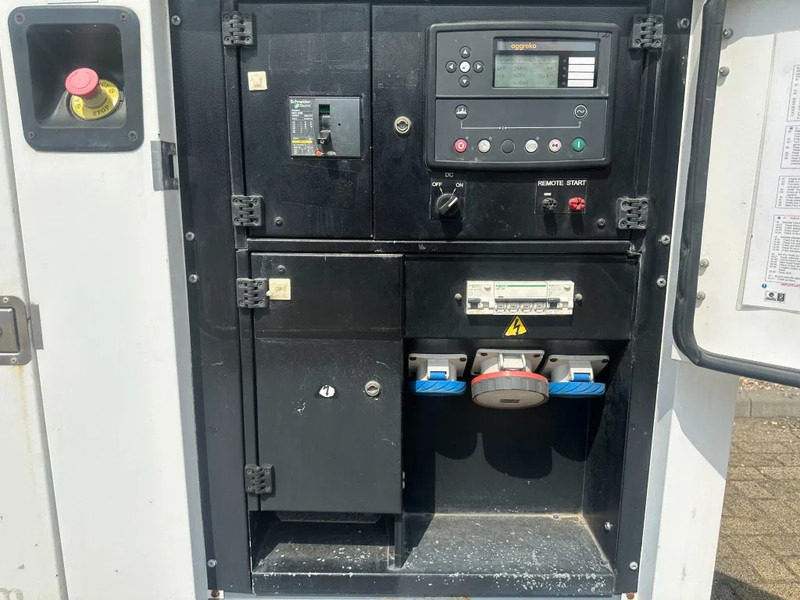 Iveco FPT F32 AM1A Leroy Somer 32 kVA Silent generatorset 251 hours ! - ערכת גנרטורים: תמונה 2 Iveco FPT F32 AM1A Leroy Somer 32 kVA Silent generatorset 251 hours ! - ערכת גנרטורים: תמונה 2
