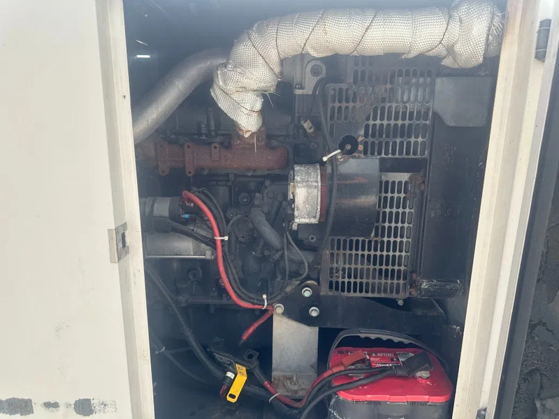 Iveco FPT F32 AM1A Leroy Somer 32 kVA Silent generatorset .... hours ! - ערכת גנרטורים: תמונה 5 Iveco FPT F32 AM1A Leroy Somer 32 kVA Silent generatorset .... hours ! - ערכת גנרטורים: תמונה 5