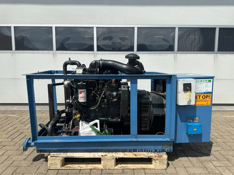 Iveco FPT NEF 45 AM1A.S500 Stamford 50 kVA generatorset - ערכת גנרטורים: תמונה 1 Iveco FPT NEF 45 AM1A.S500 Stamford 50 kVA generatorset - ערכת גנרטורים: תמונה 1