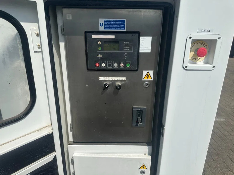 Iveco FPT NEF45 SM1A.A004 Stamford 60 KVA Silent Rental generatorset - ערכת גנרטורים: תמונה 2 Iveco FPT NEF45 SM1A.A004 Stamford 60 KVA Silent Rental generatorset - ערכת גנרטורים: תמונה 2