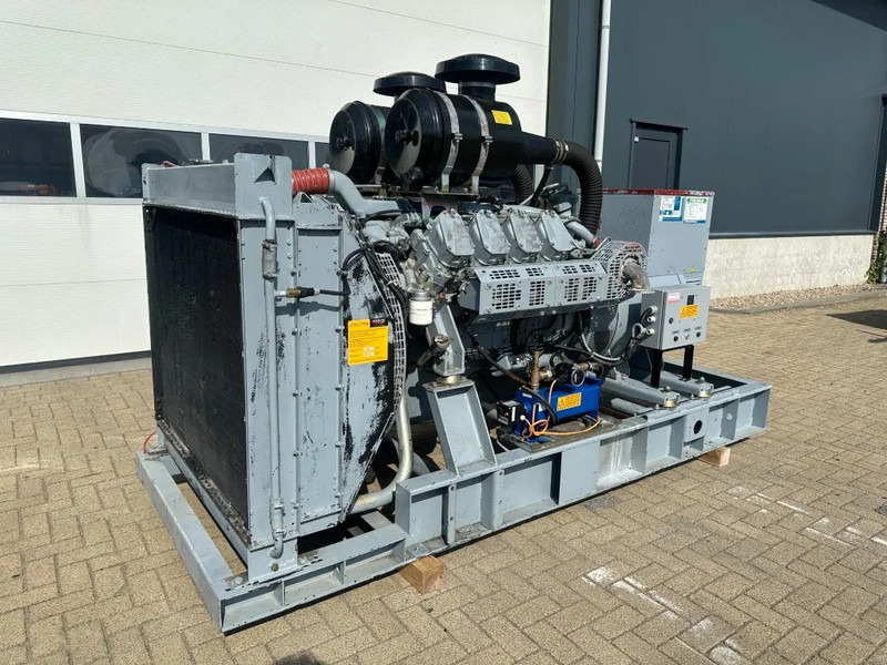 Iveco GE 8281 SRI27 00A71 Mecc Alte Spa 450 kVA generatorset ex Emergency 160 hours - ערכת גנרטורים: תמונה 4 Iveco GE 8281 SRI27 00A71 Mecc Alte Spa 450 kVA generatorset ex Emergency 160 hours - ערכת גנרטורים: תמונה 4
