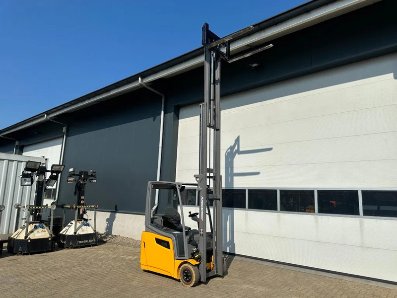 מלגזה חשמלית Jungheinrich EFG 216K 1.6 ton Triplex Freelift Sideshift Elektra Heftruck Accu 2020: תמונה 17