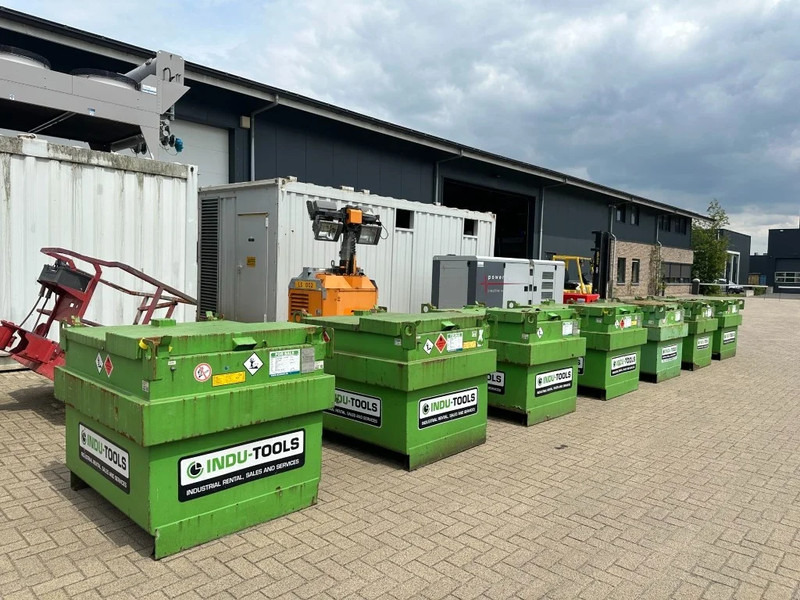 Kiwa IBC Steenbergen 750 liter Dieseltank met handpomp - מכל אחסון: תמונה 3 Kiwa IBC Steenbergen 750 liter Dieseltank met handpomp - מכל אחסון: תמונה 3