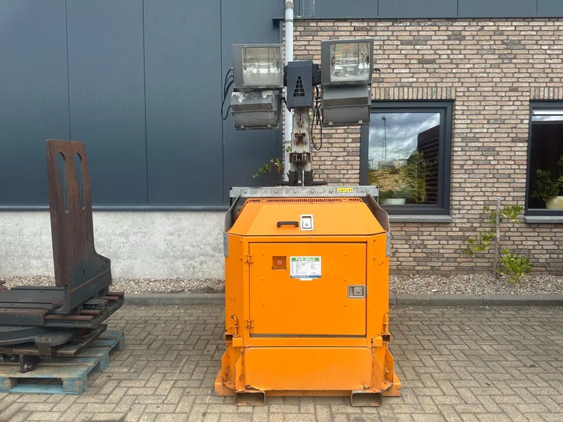 Kubota D1105 Cube Light Tower Lichtmast - מגדל תאורה: תמונה 1 Kubota D1105 Cube Light Tower Lichtmast - מגדל תאורה: תמונה 1