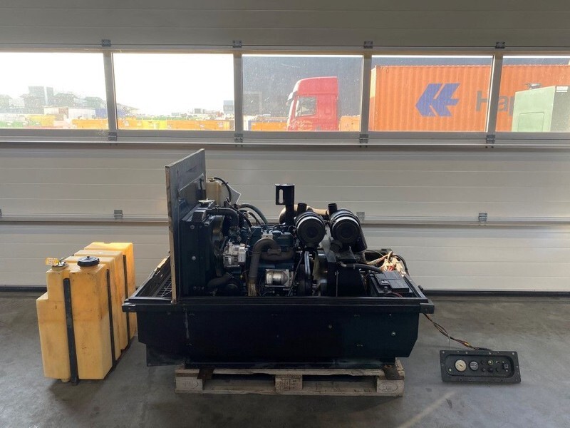 Kubota Sullair 15.5 kW 7 bar 2000 L / min Diesel Schroefcompressor - מדחס אוויר: תמונה 1 Kubota Sullair 15.5 kW 7 bar 2000 L / min Diesel Schroefcompressor - מדחס אוויר: תמונה 1