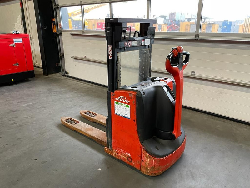 Linde D08 Stapelaar 1.8 ton 210 cm Hefhoogte Stapelaar - מערים: תמונה 2 Linde D08 Stapelaar 1.8 ton 210 cm Hefhoogte Stapelaar - מערים: תמונה 2