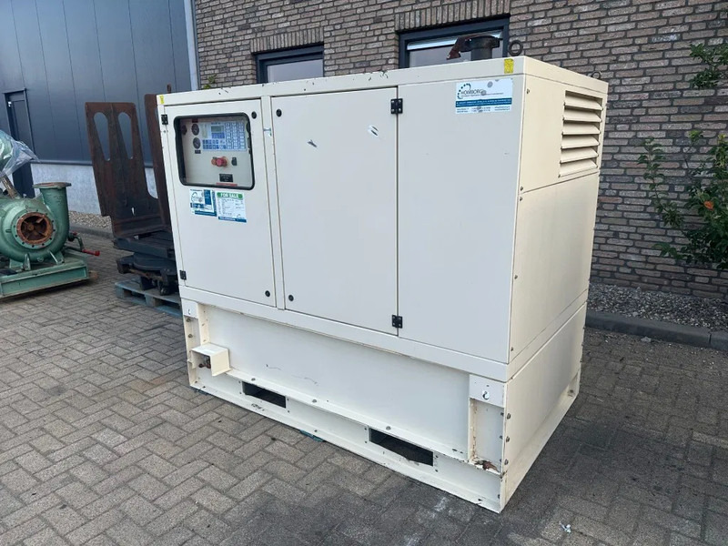 Lombardini LDW 1003 Mecc Alte Spa 7 kVA Supersilent noodstroom generatorset - ערכת גנרטורים: תמונה 3 Lombardini LDW 1003 Mecc Alte Spa 7 kVA Supersilent noodstroom generatorset - ערכת גנרטורים: תמונה 3